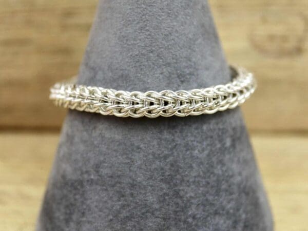 Fox Tail Chain Maille Weave