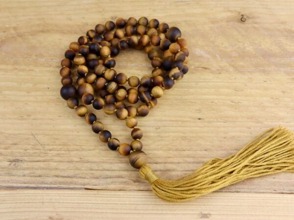 Mala Necklace and Bracelet Knotting Tutorial