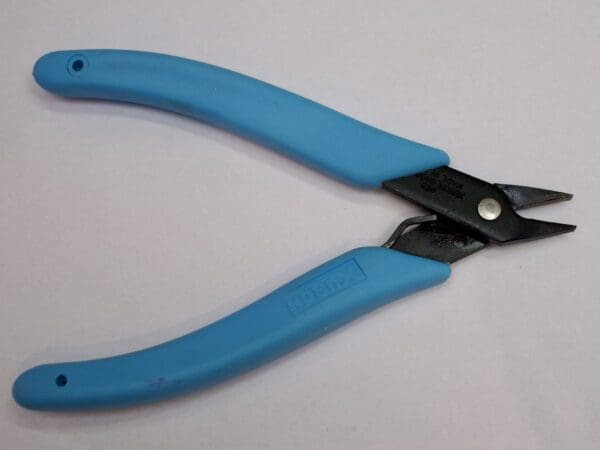 Xuron Short/Flat Nose Model 483