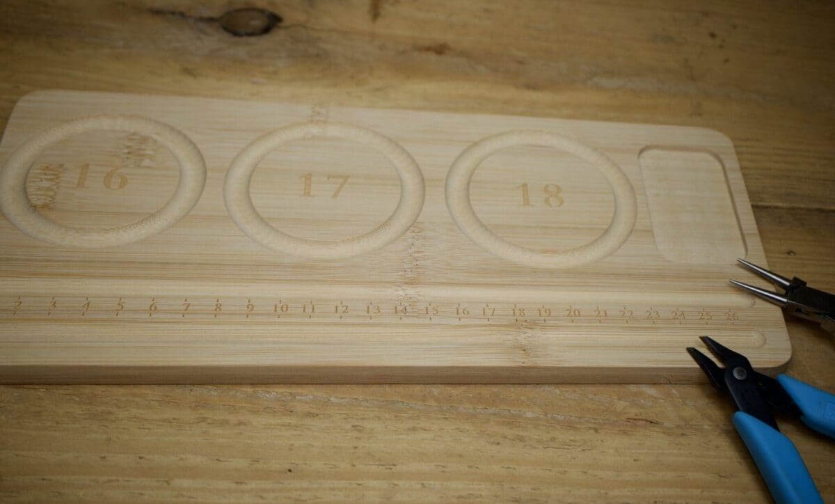 Wooden Bracelet Jewellery Making Board - Image 2