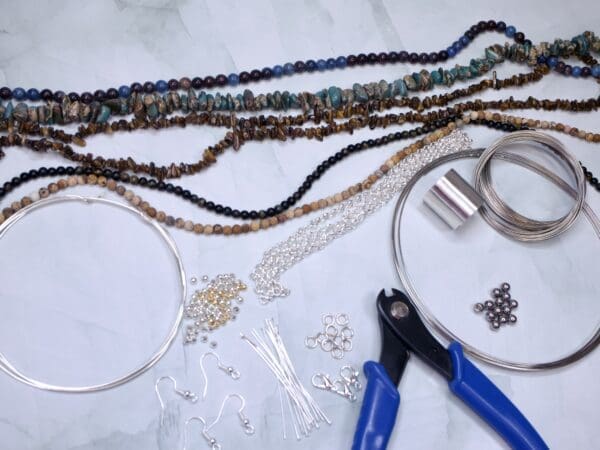 Spare November 2025 Relax n Craft box