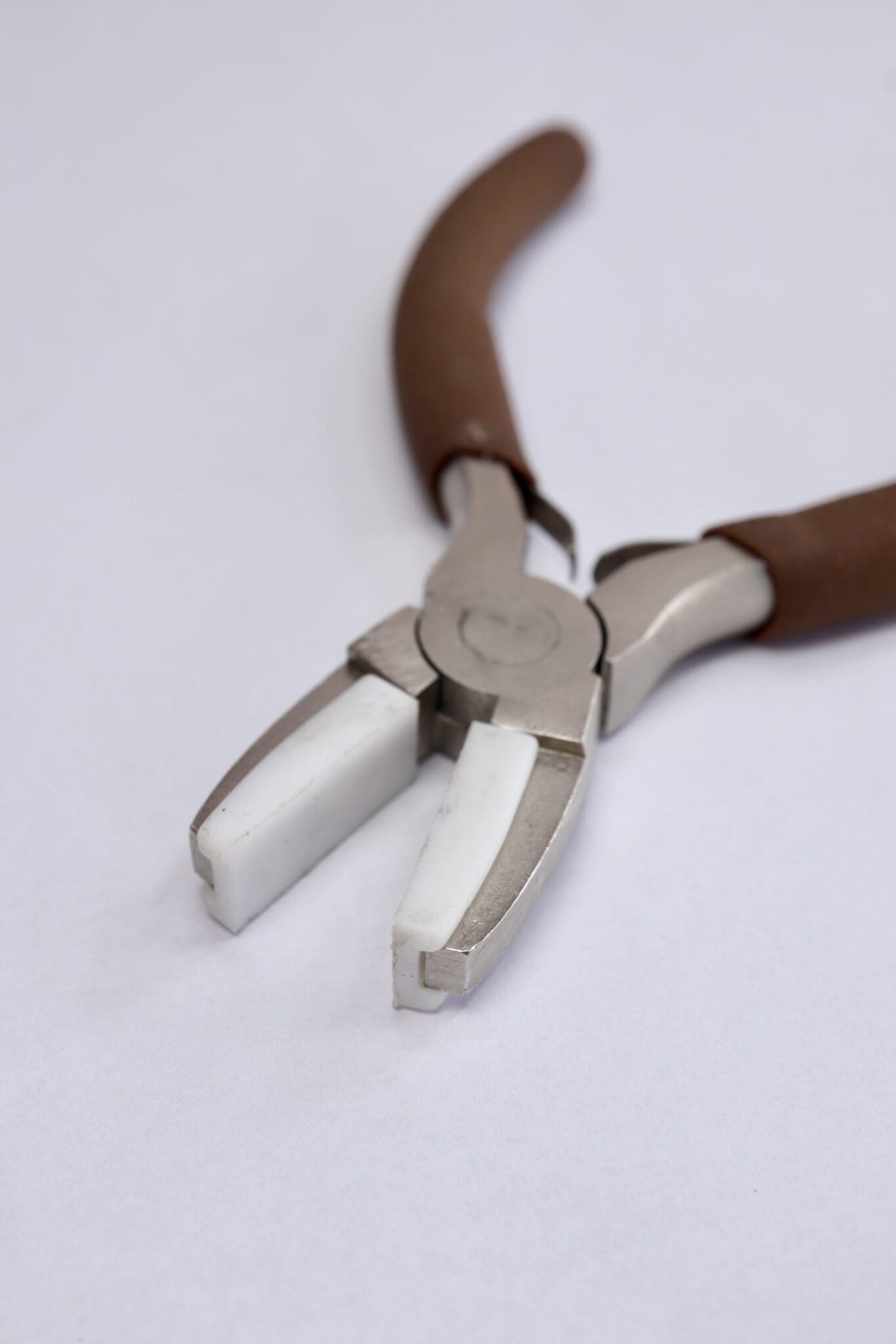 Nylon Jaw Pliers - Image 2